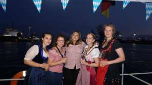 Foto 031.jpg aus dem Album Bootsparty am 23.09.2023 vergrößern